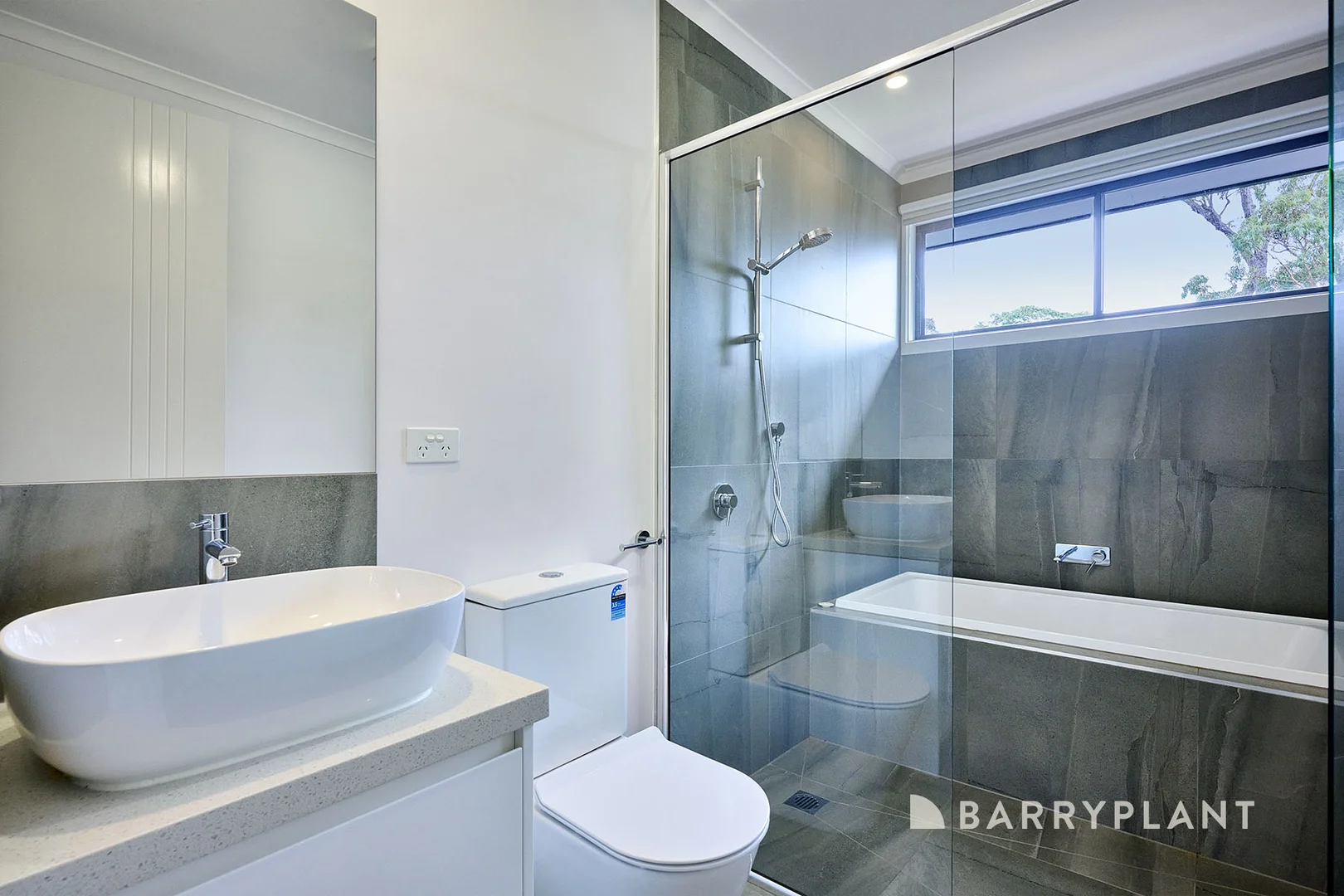 Additional image 11 of 3 Bronhill Road, Ringwood East VIC 3135