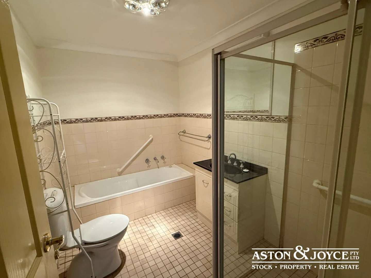 Additional image 3 of 5/26-28 Warraderry Street, Grenfell NSW 2810