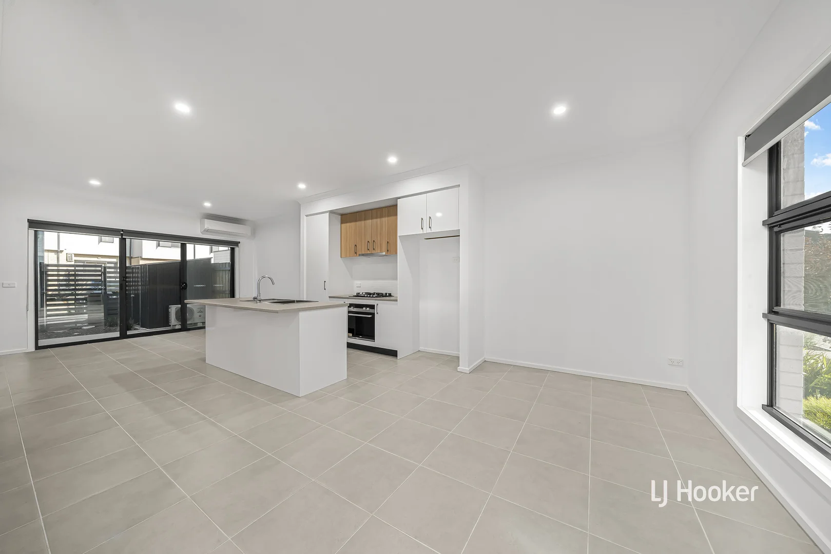 Additional image 2 of 10 Milky Way, Deanside VIC 3336