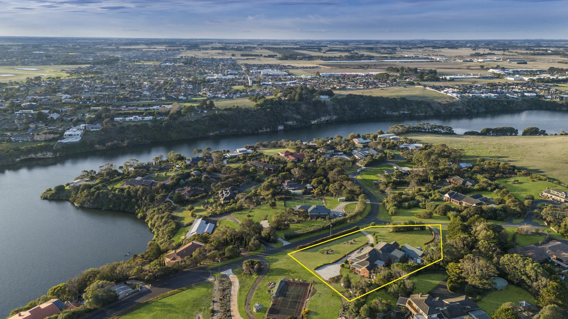 Additional image 21 of 4 Banksia Drive, Warrnambool VIC 3280