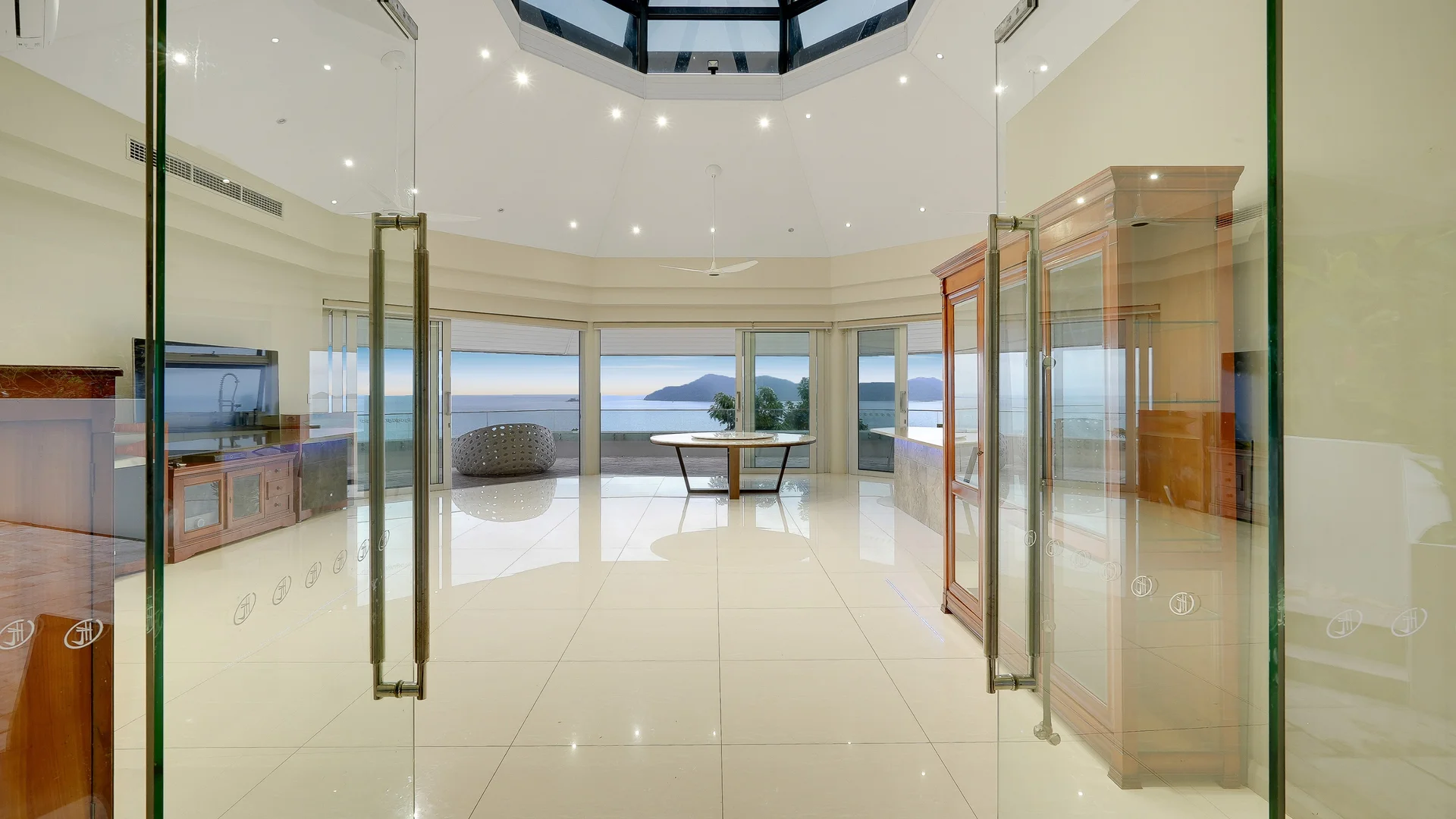 Additional image 10 of 4 Explorers Drive, South Mission Beach QLD 4852