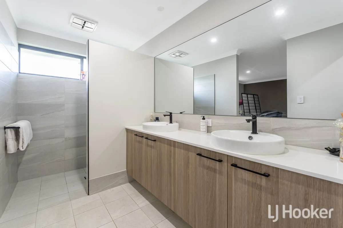 Additional image 27 of 99 Queen Parade, Wannanup WA 6210