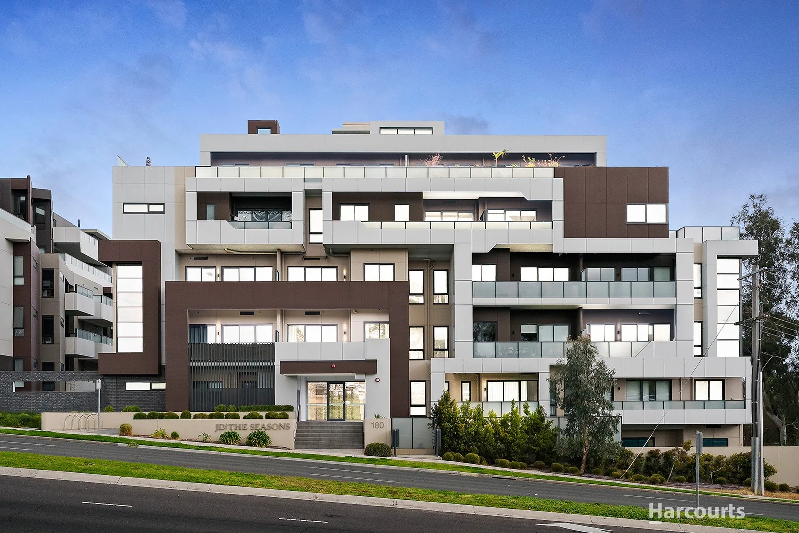 Additional image 3 of 304/180 Reynolds Road, Doncaster East VIC 3109