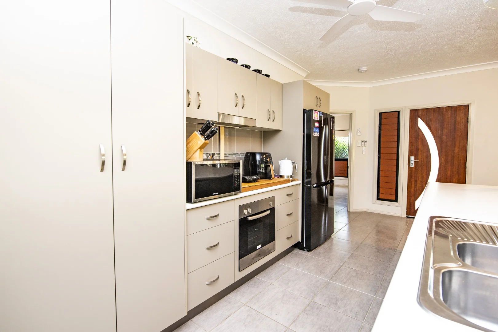 Additional image 7 of 100 Gifford Street, Horseshoe Bay QLD 4819