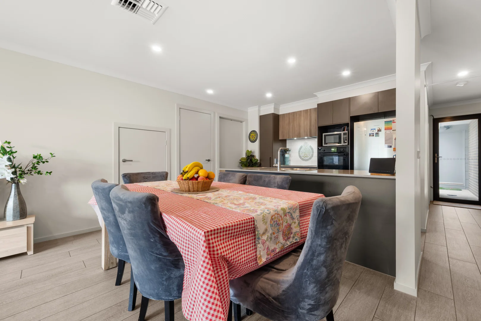 Additional image 10 of 33 Hedditch Court, Strathnairn ACT 2615