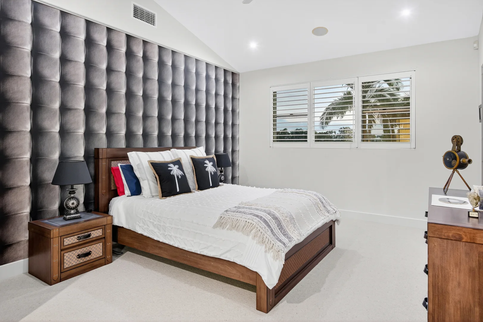 Additional image 18 of 7020 Riverview Crescent, Sanctuary Cove QLD 4212