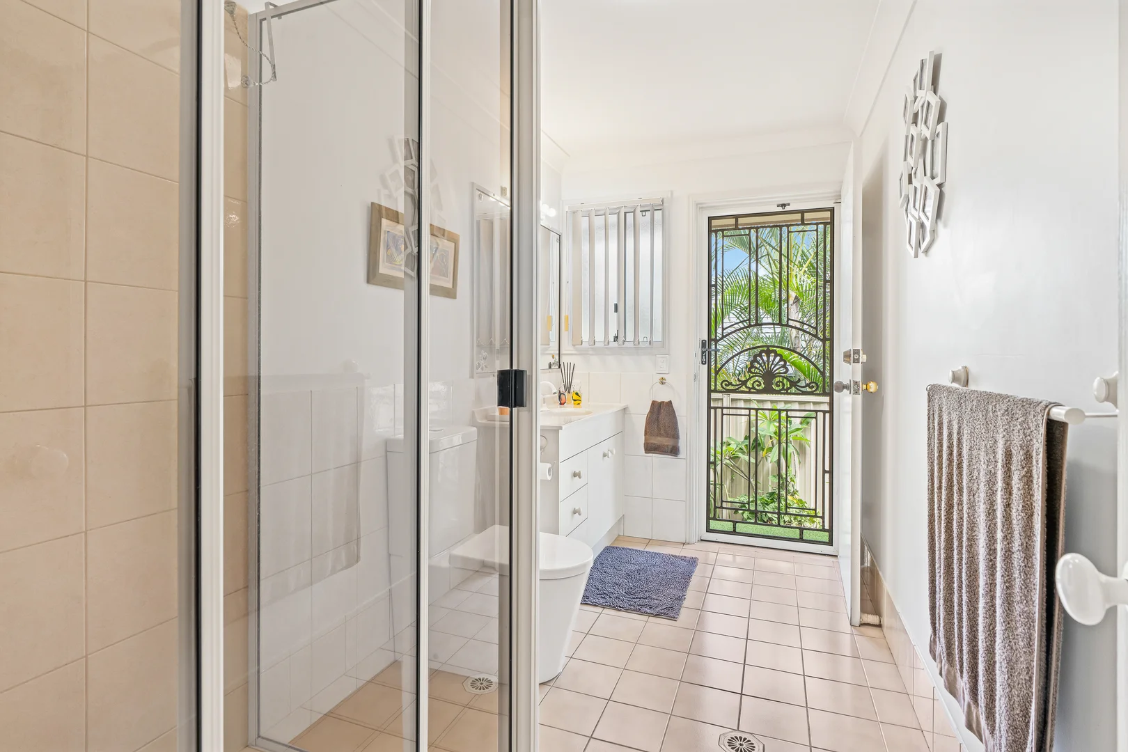 Additional image 22 of 12 Beaconsfield Drive, Burleigh Waters QLD 4220