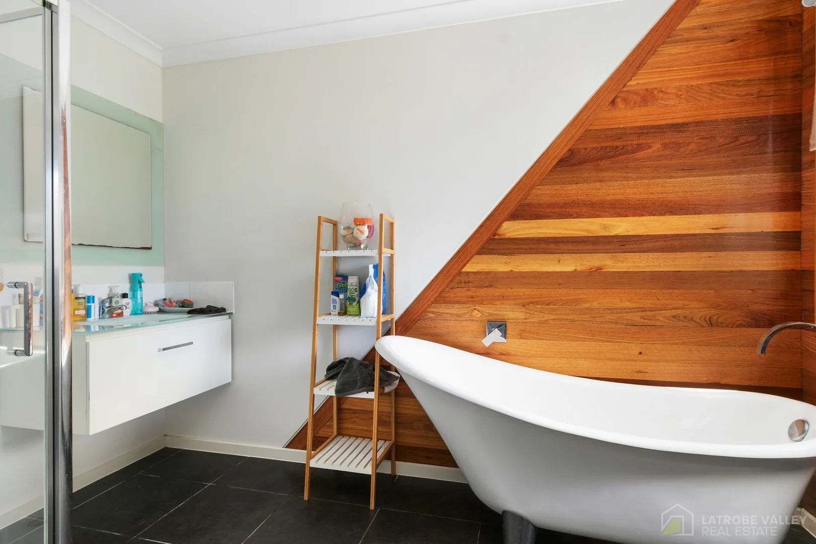 Additional image 13 of 4-5 Helen Court, Moe VIC 3825