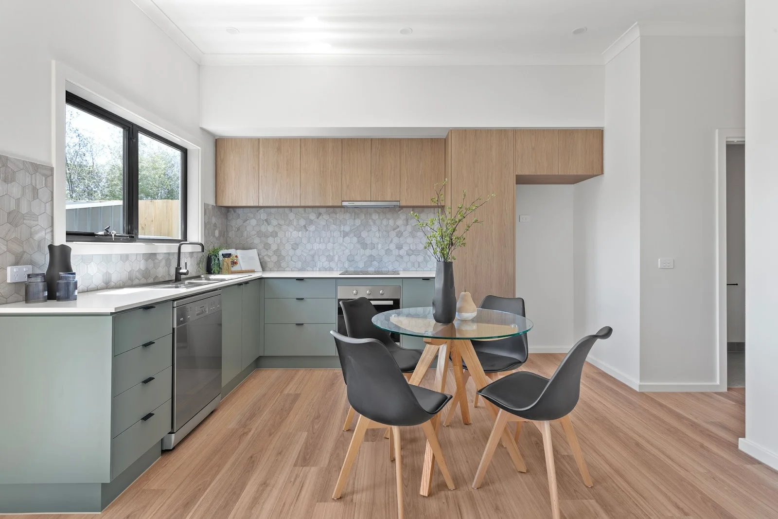 Additional image 2 of 2&6/8 Idinia Street, Kilsyth VIC 3137