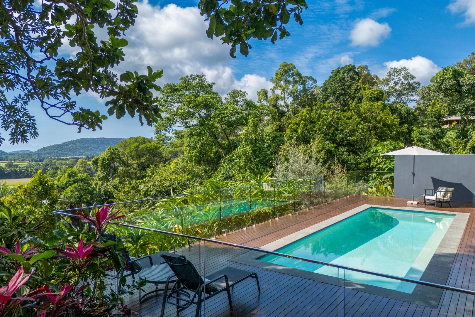 101-105 Coral Sea Drive, Mossman QLD 4873