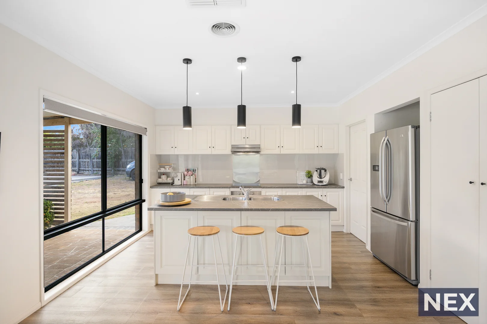 Additional image 7 of 32 Runnymeade Lane, Brookfield VIC 3338