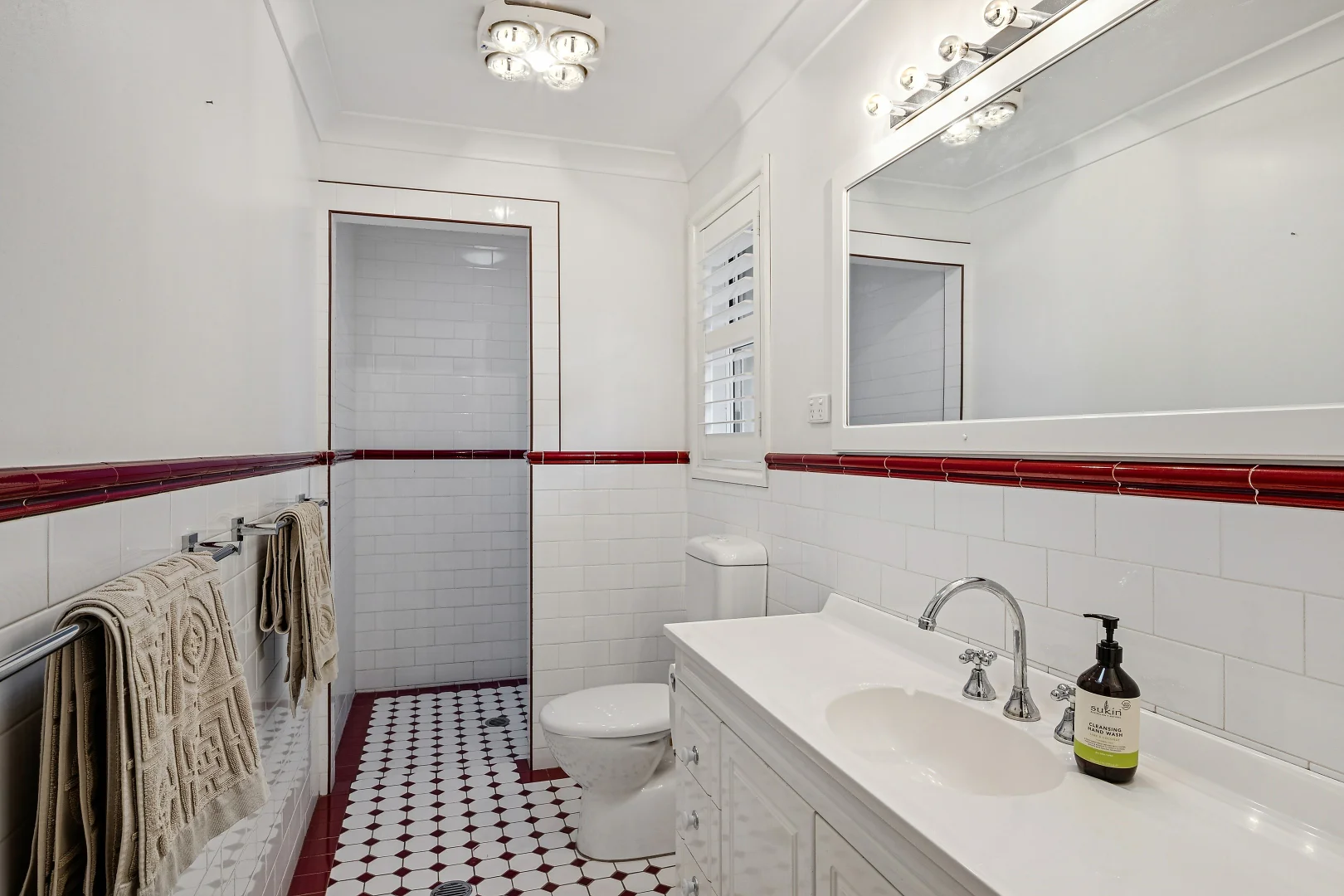 Additional image 8 of 5-7 Appledon Avenue, Wentworth Falls NSW 2782