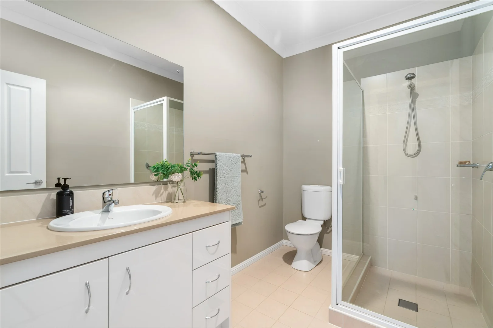 Additional image 31 of 8 Harby Avenue, Burradoo NSW 2576