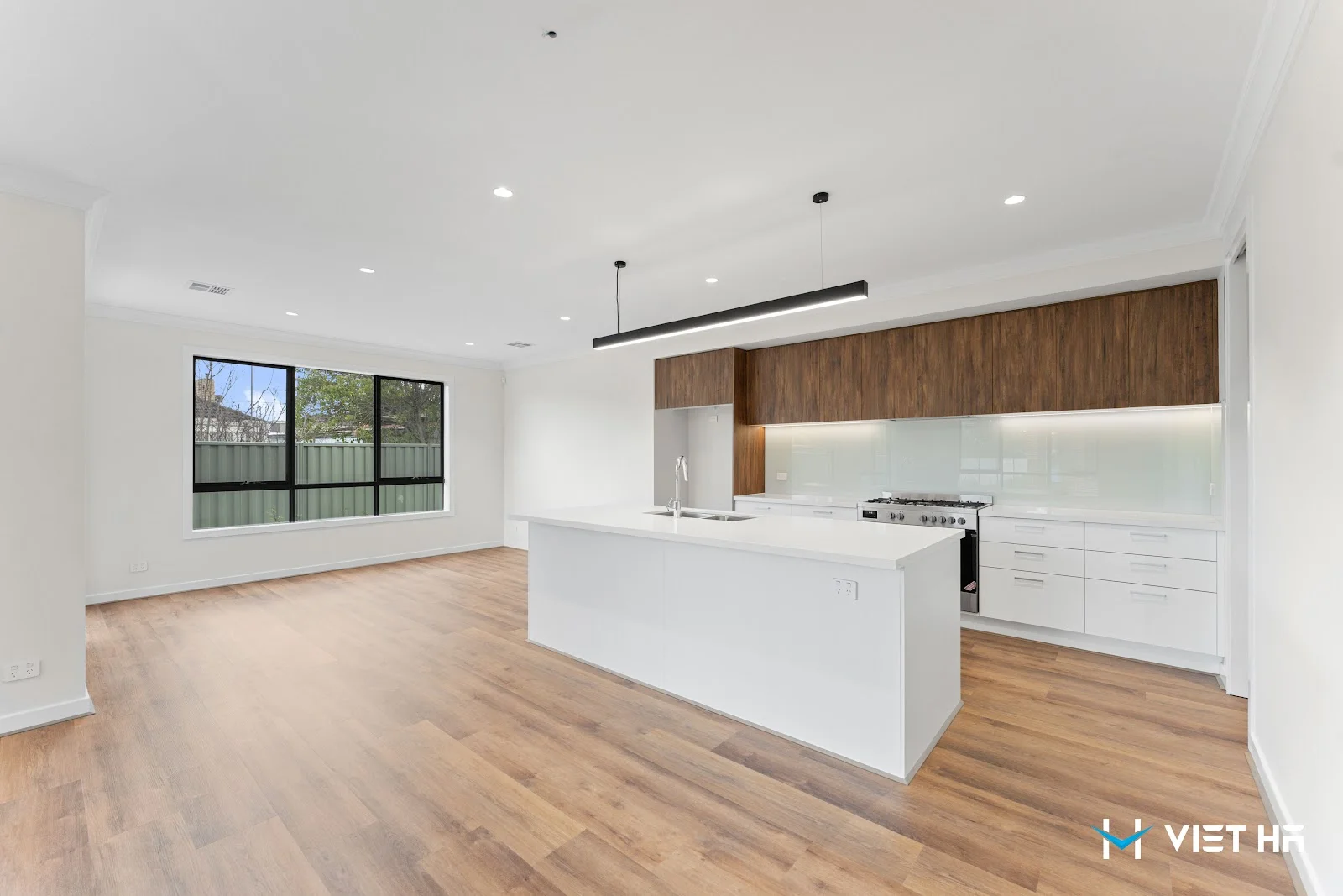 Additional image 2 of 6A, 6B Oakdale Court, Springvale VIC 3171