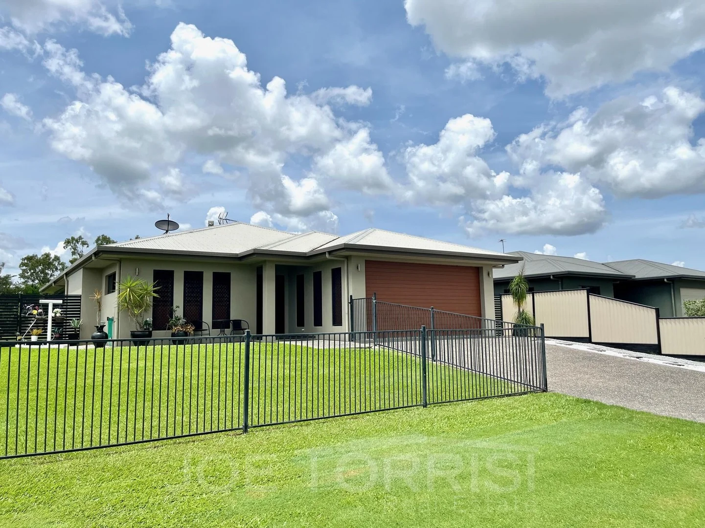 21 Mirrabook Avenue, Mareeba QLD 4880