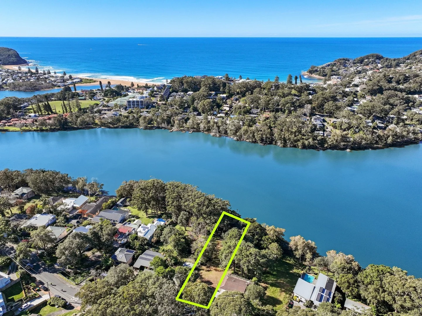 281 The Round Drive, Avoca Beach NSW 2251