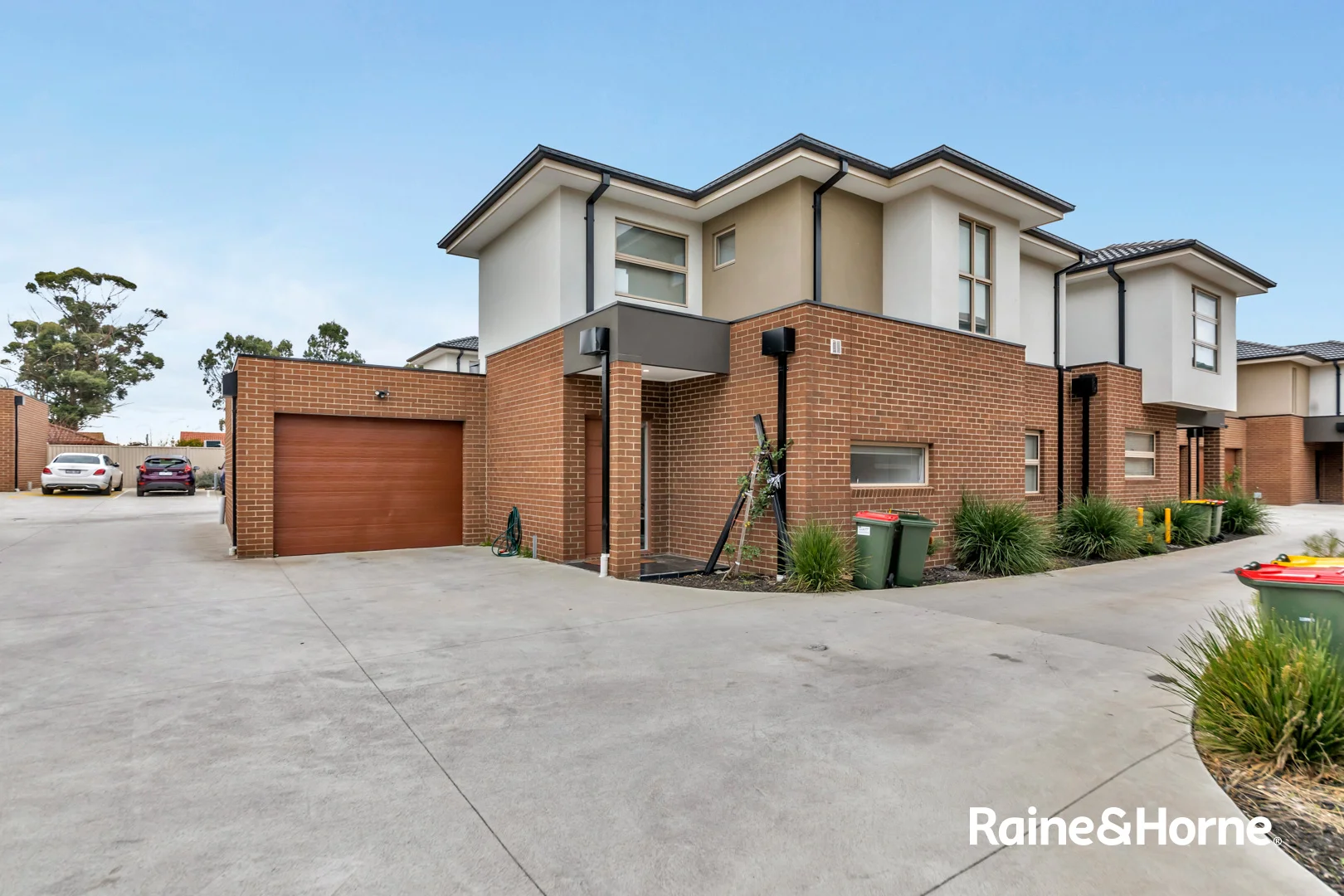 16 JAFFNA PLACE, Springvale South VIC 3172