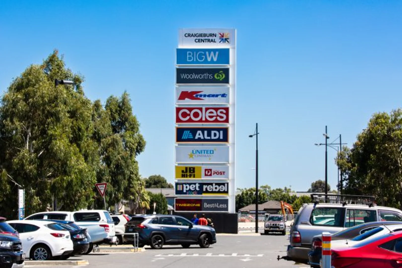 Additional image 2 of 13 HUNTINGDALE COURT, Craigieburn VIC 3064