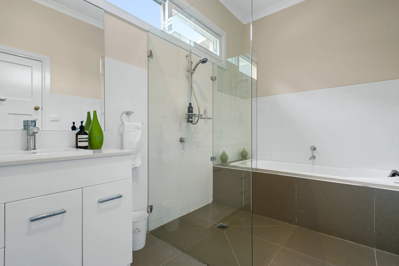 Additional image 16 of 104 Royal Parade, Riddells Creek VIC 3431