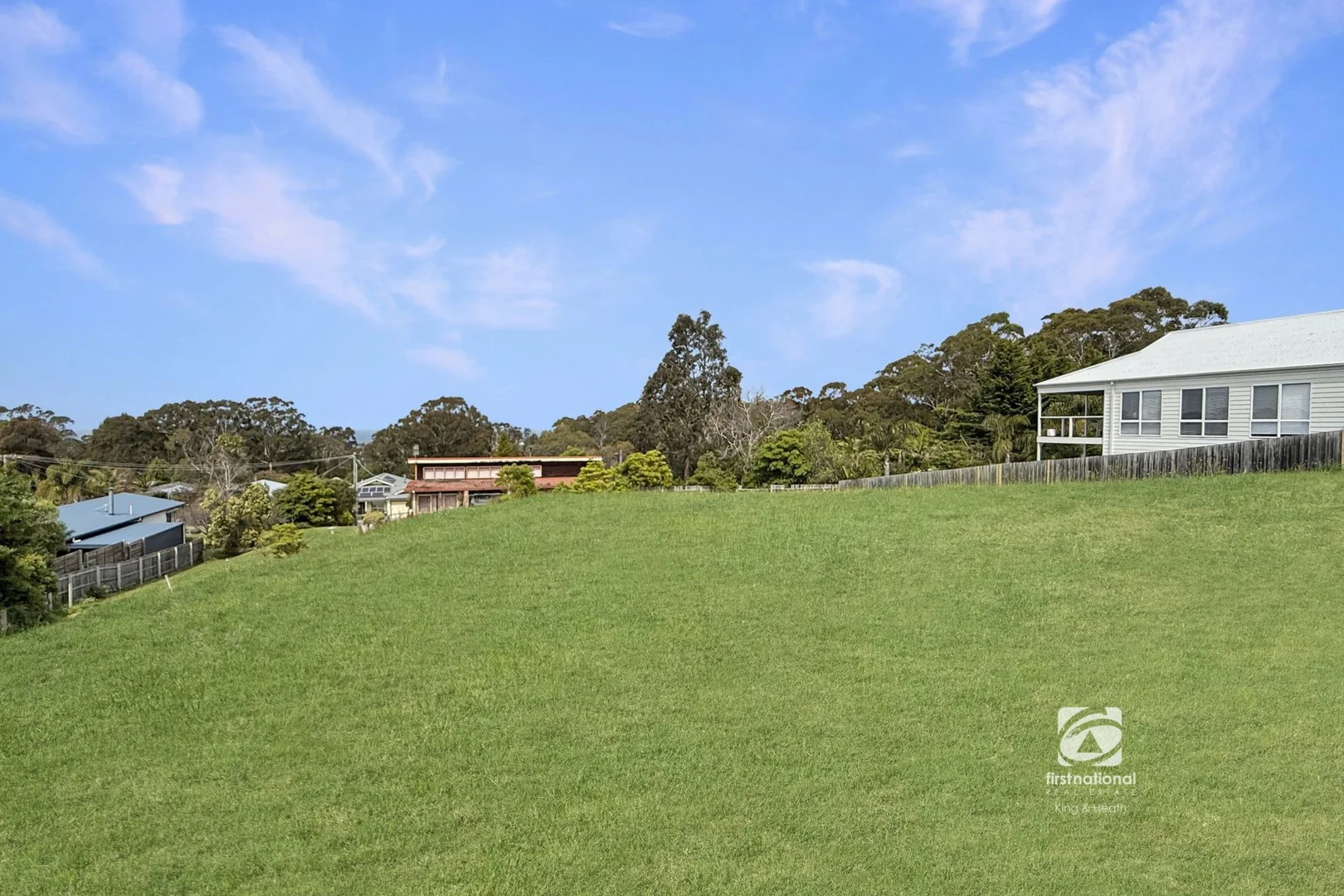Additional image 3 of 25 Ozone Crescent, Lakes Entrance VIC 3909