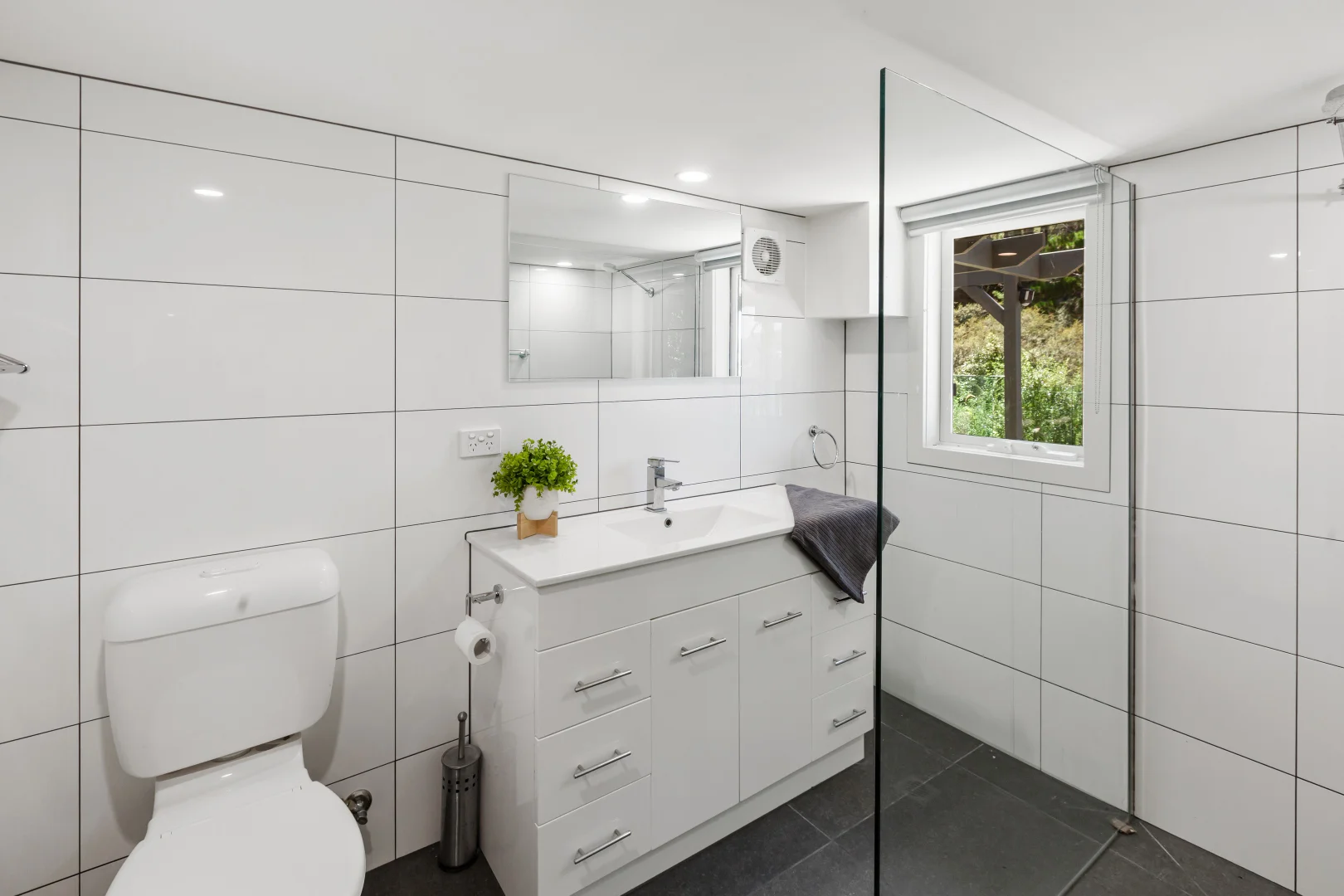 Additional image 10 of 16 Honey Bee Run, Goughs Bay VIC 3723