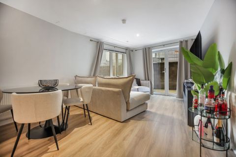 14 (Flat 1) Colonsay Close, West Granton, Edinburgh EH5