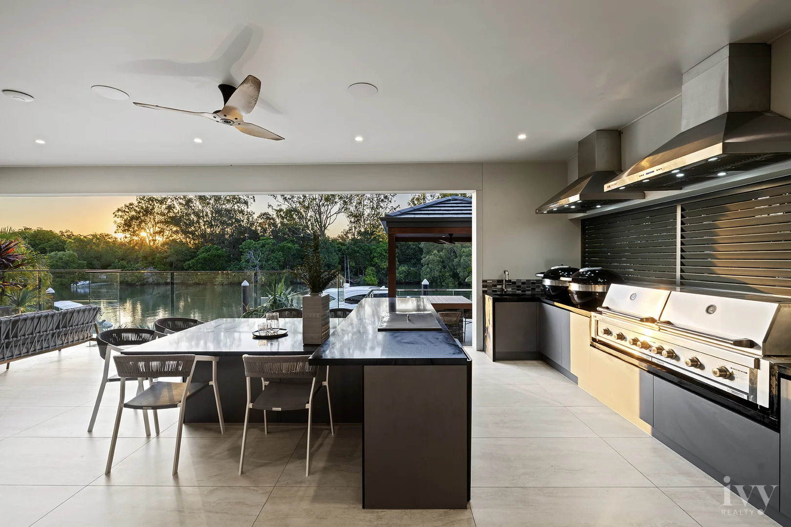 Additional image 14 of 2515 Cressbrook Drive, Hope Island QLD 4212