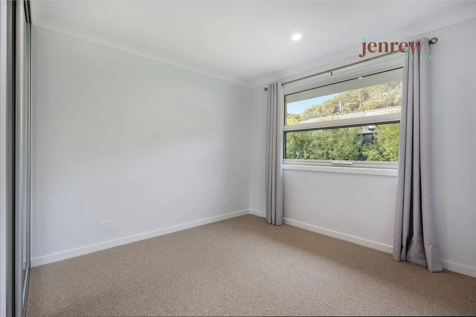 Additional image 5 of 2/4 Griffin Place, Sulphur Creek TAS 7316