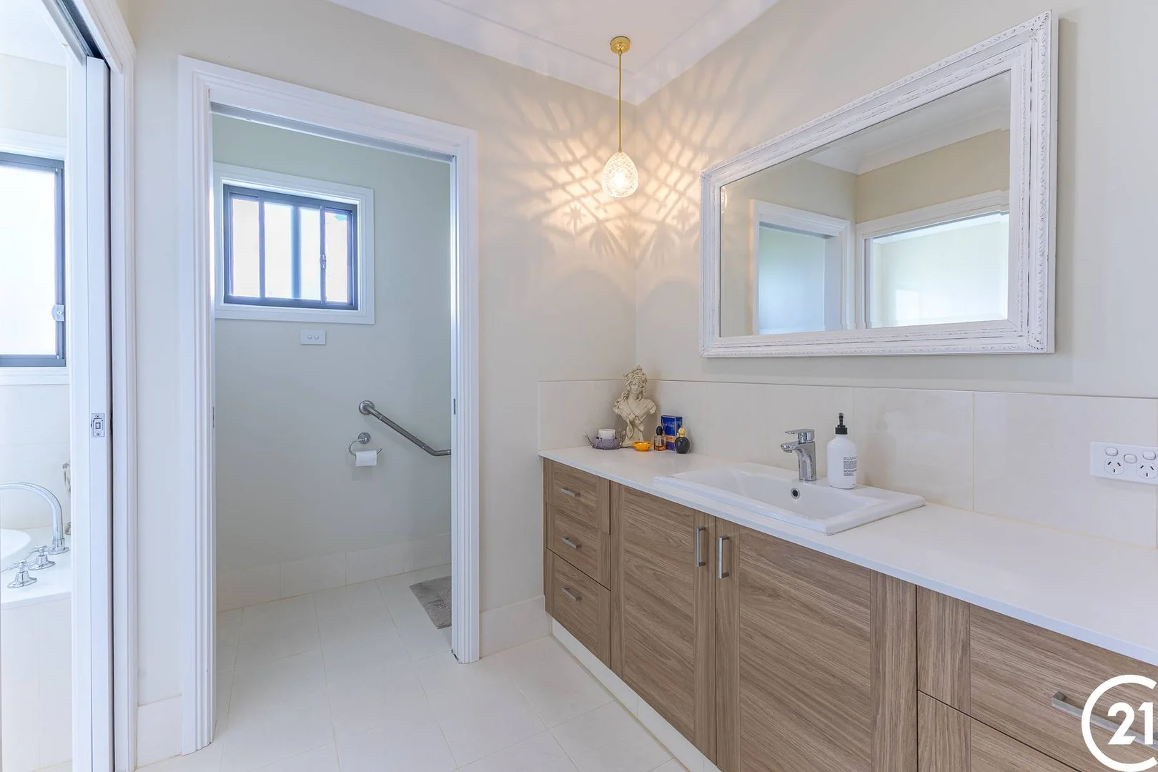 Additional image 6 of 2/2 Reymond Street, Forbes NSW 2871