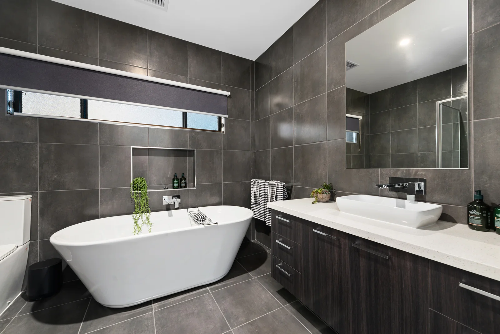 Additional image 20 of 12 Lochard Terrace, Lakes Entrance VIC 3909