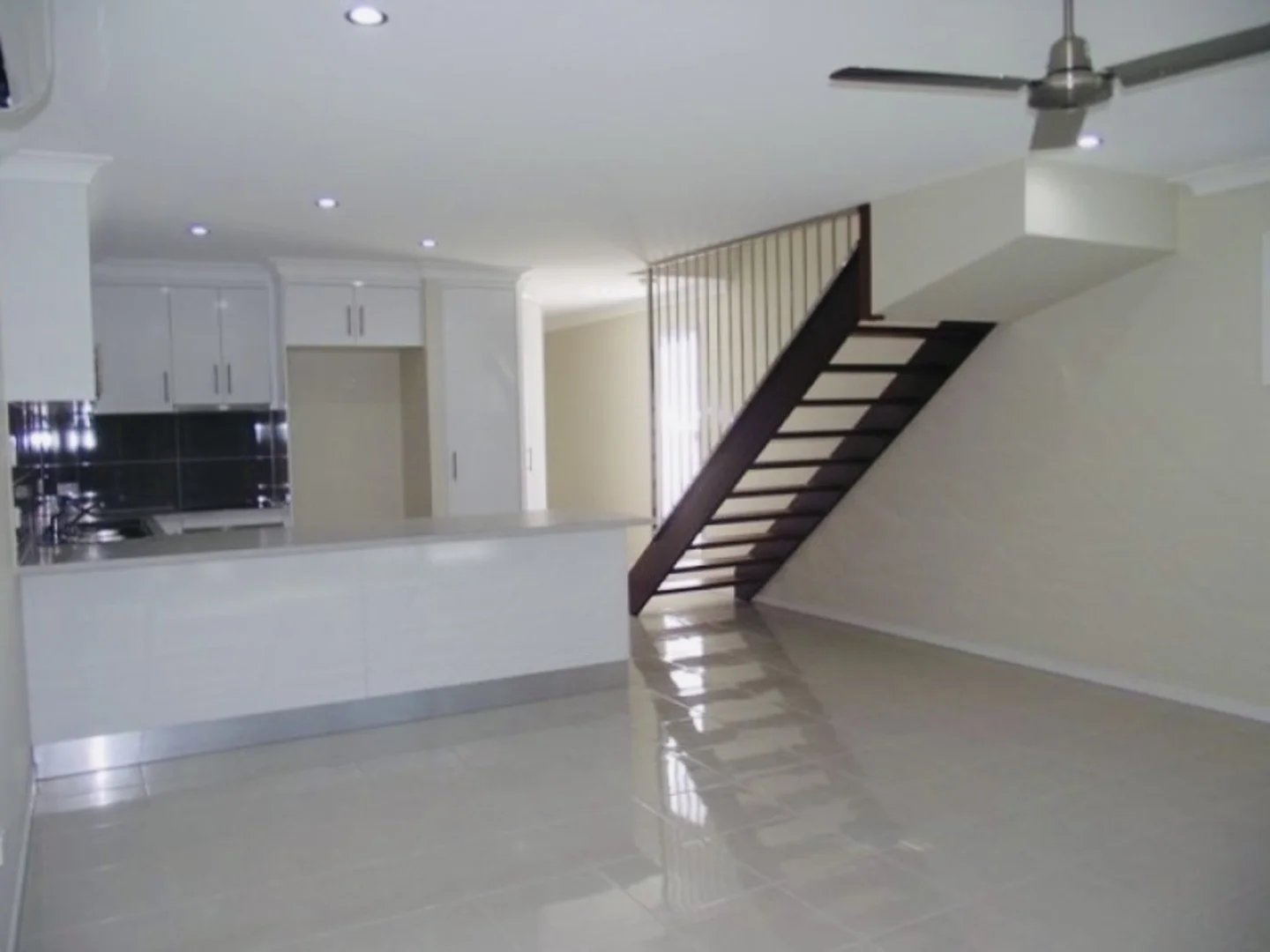 Additional image 2 of 7/10 MENZIES Court, Moranbah QLD 4744