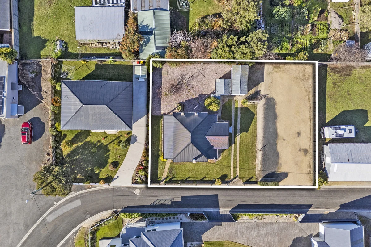 Additional image 13 of 2/6 Arnol Street, Swansea TAS 7190