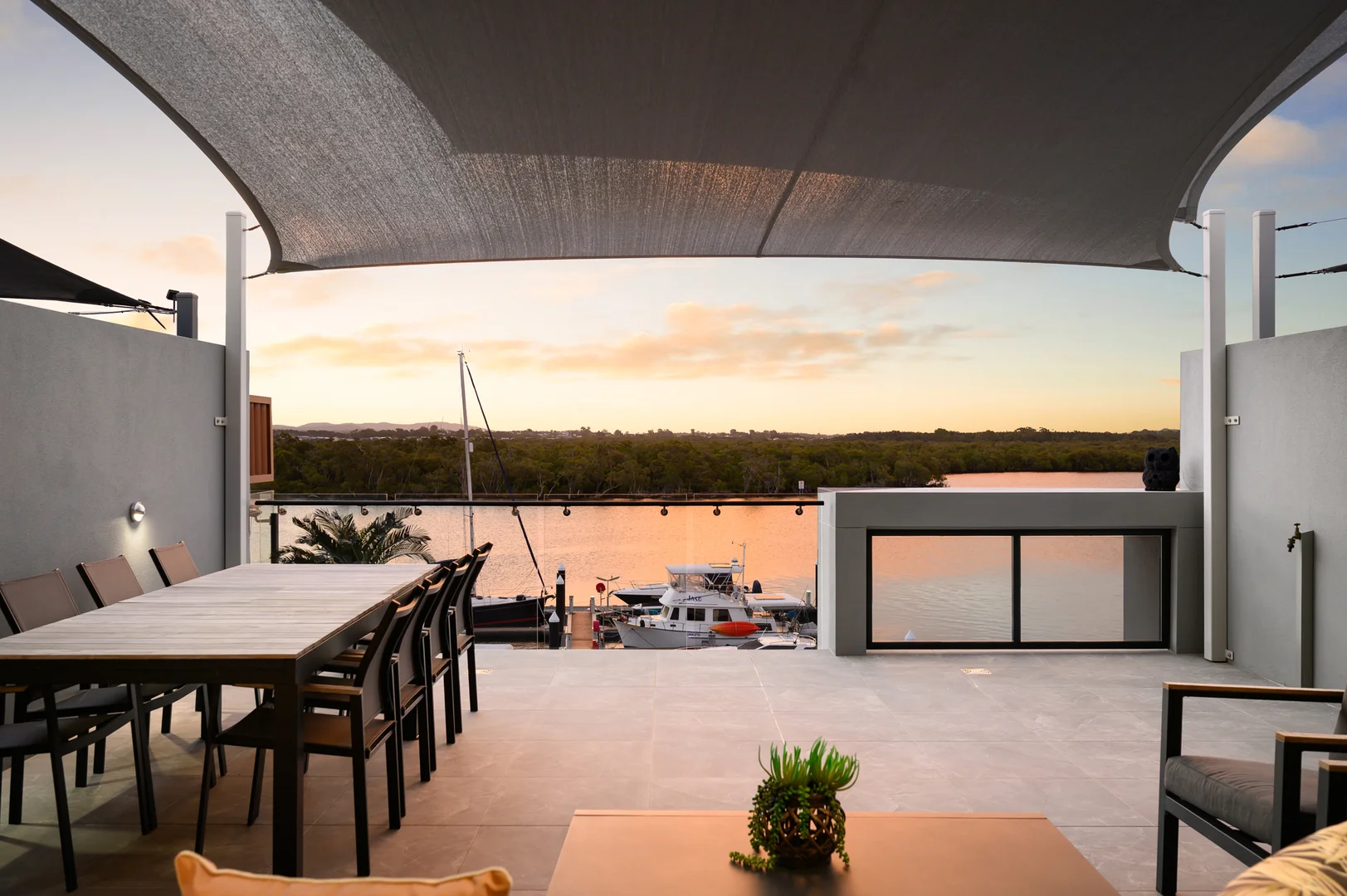 Additional image 33 of 8/2 Marina Promenade, Paradise Point QLD 4216