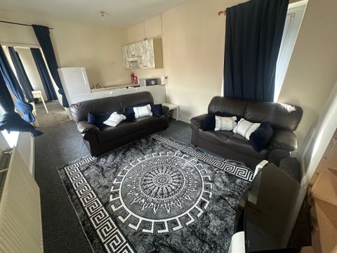 Woodville Court, Woodville Road, Cathays, Cardiff CF24