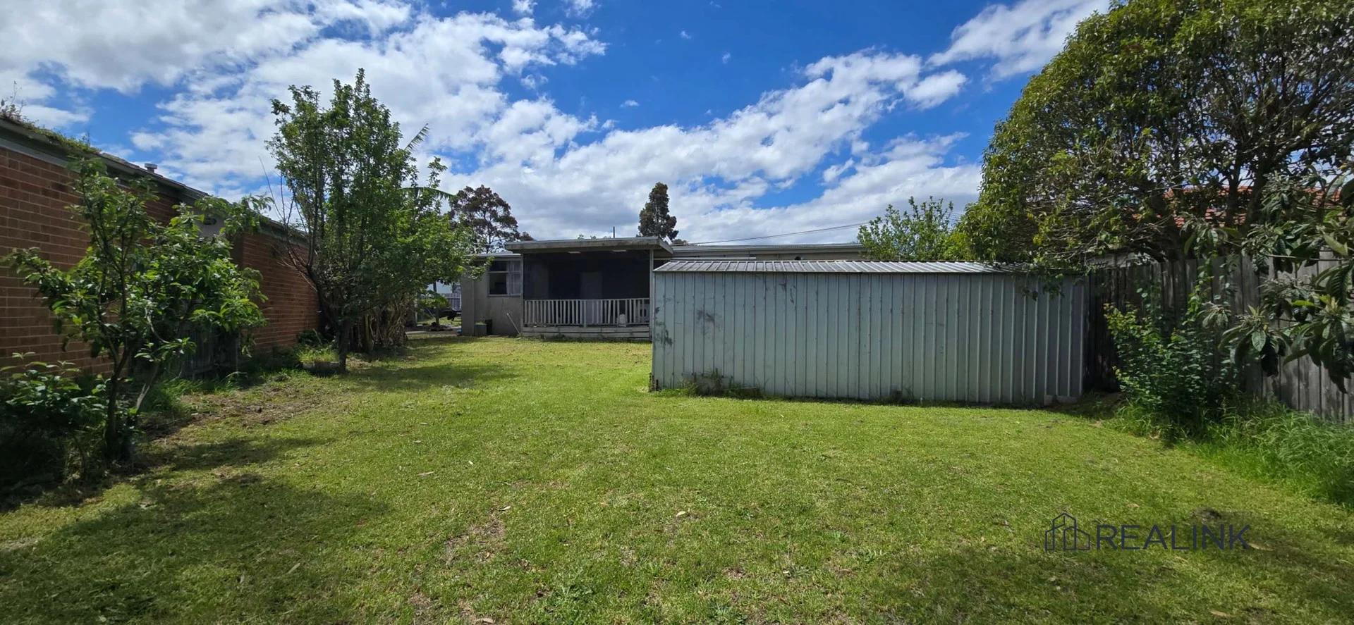 8 Bonham Cresent, Oakleigh East VIC 3166