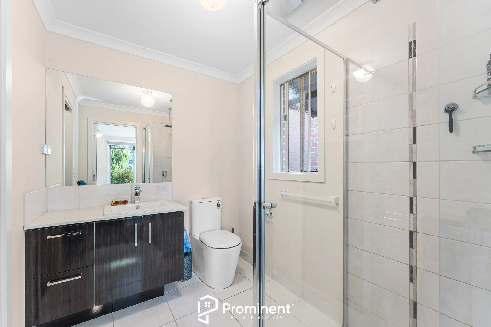 Additional image 4 of 38 Royaloak Crescent, Cranbourne East VIC 3977