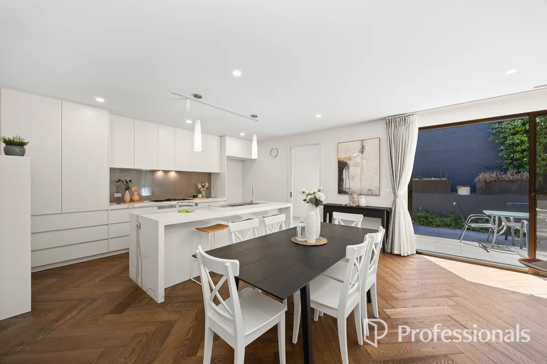 Additional image 6 of 2/2A Maling Road, Canterbury VIC 3126