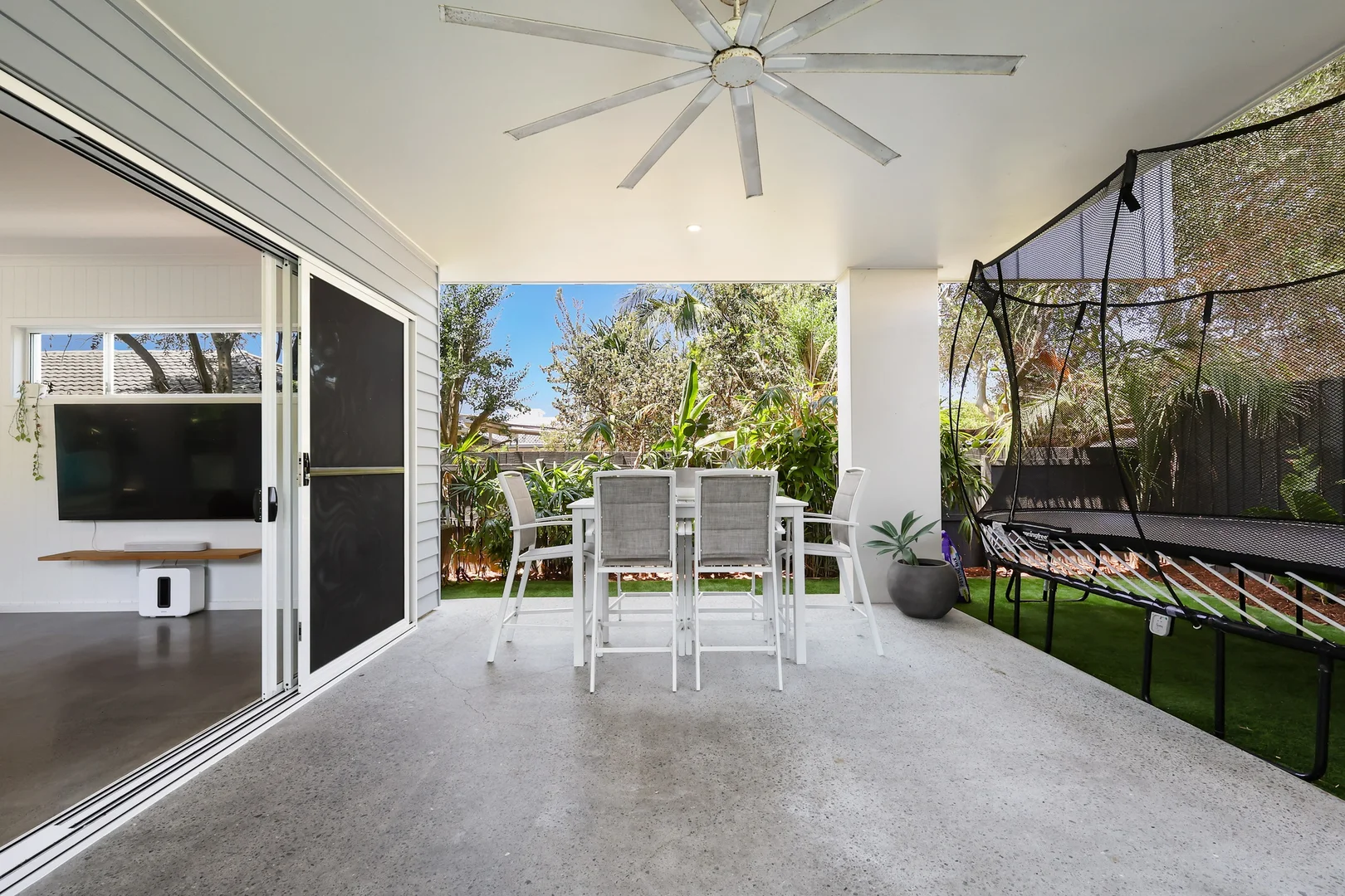 Additional image 12 of 110 Chainey Avenue, Miami QLD 4220