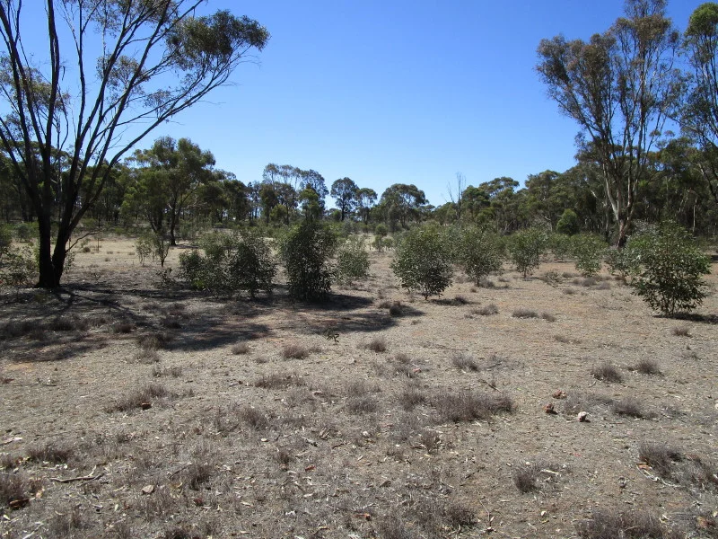 Additional image 5 of 37 Kay Road, St Arnaud VIC 3478