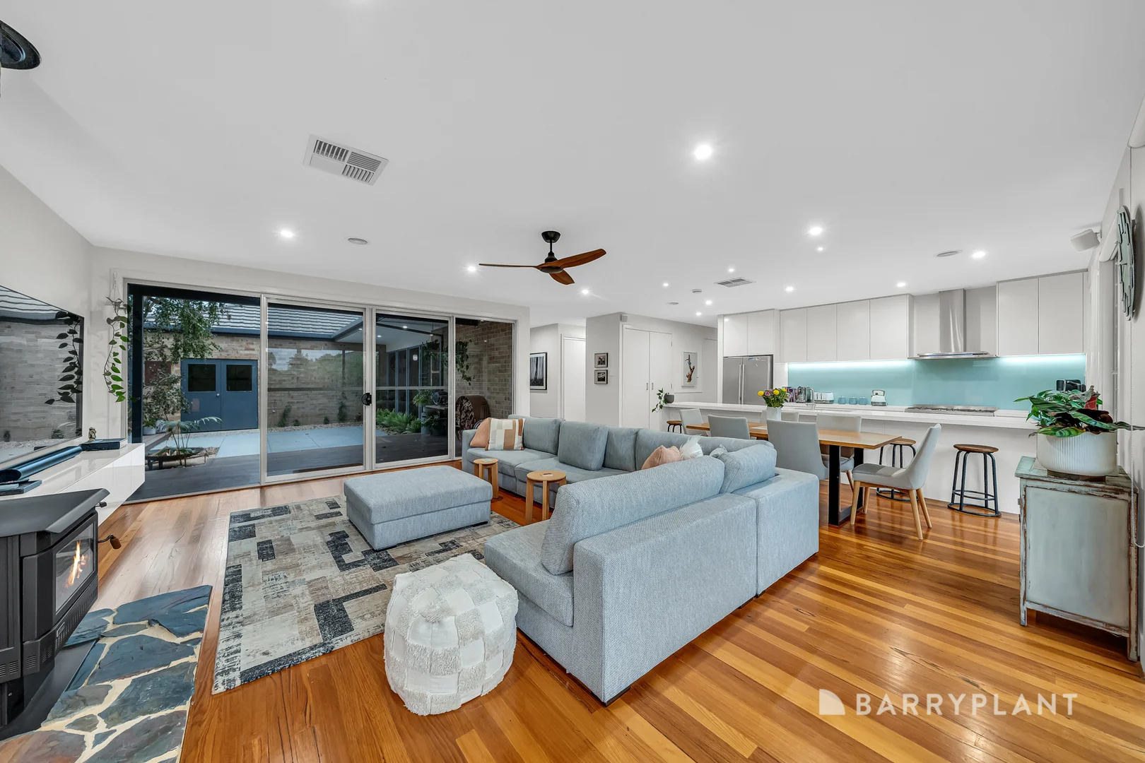 Additional image 14 of 37 Eagleview Place, Sanctuary Lakes VIC 3030