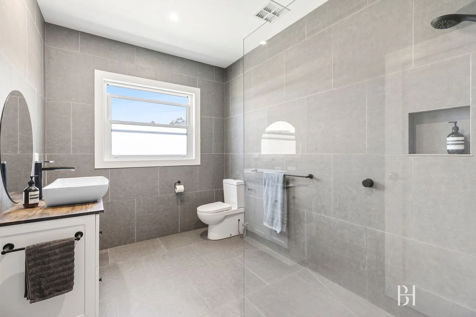 Additional image 24 of 7 Grange View, Kilmore VIC 3764