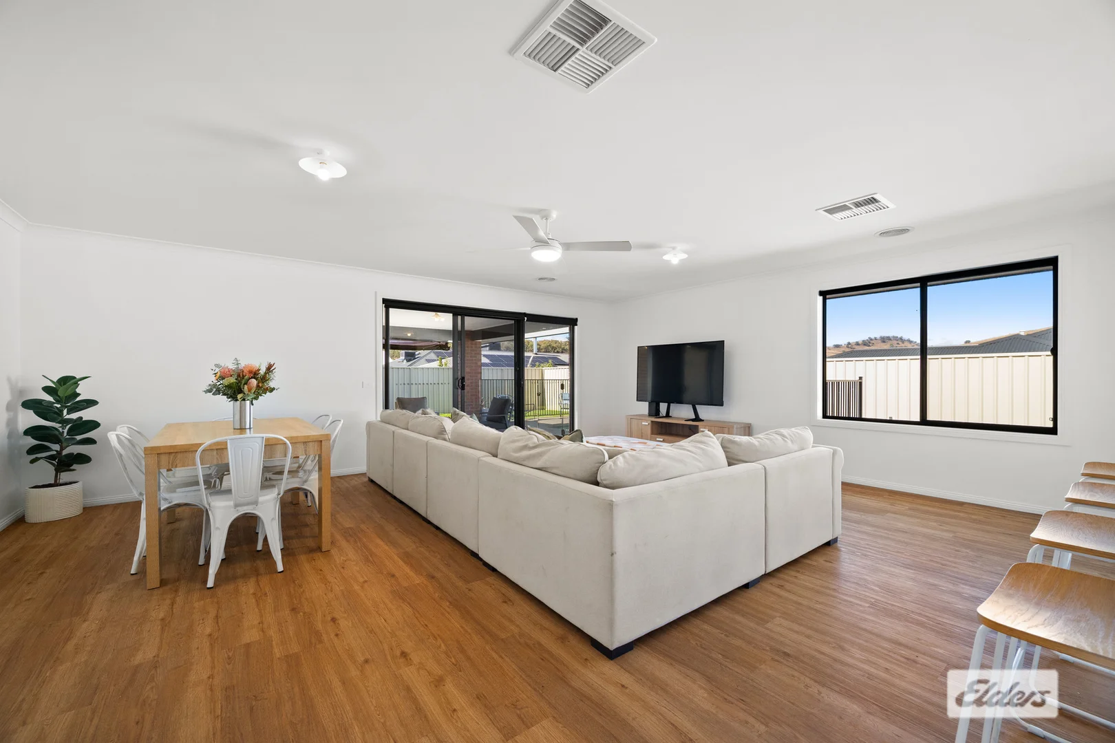Additional image 11 of 8 Avenel Circuit, Wodonga VIC 3690