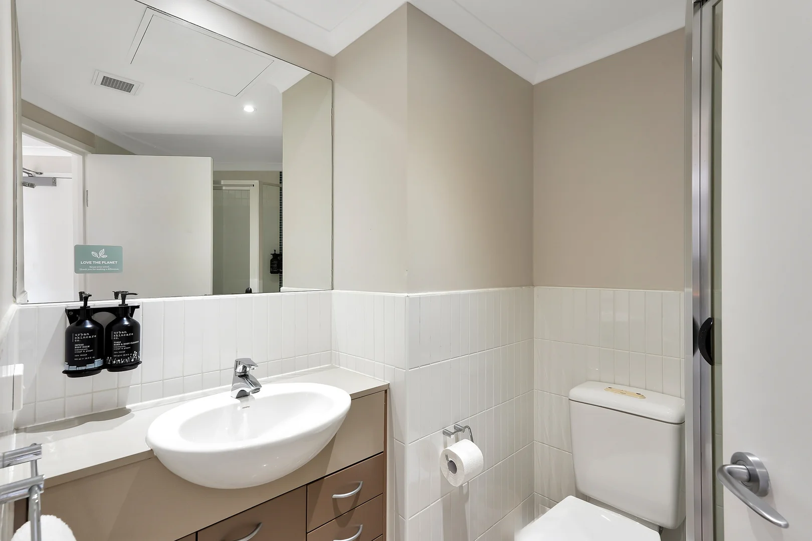 Additional image 7 of 301/51-54 The Esplanade, Ettalong Beach NSW 2257