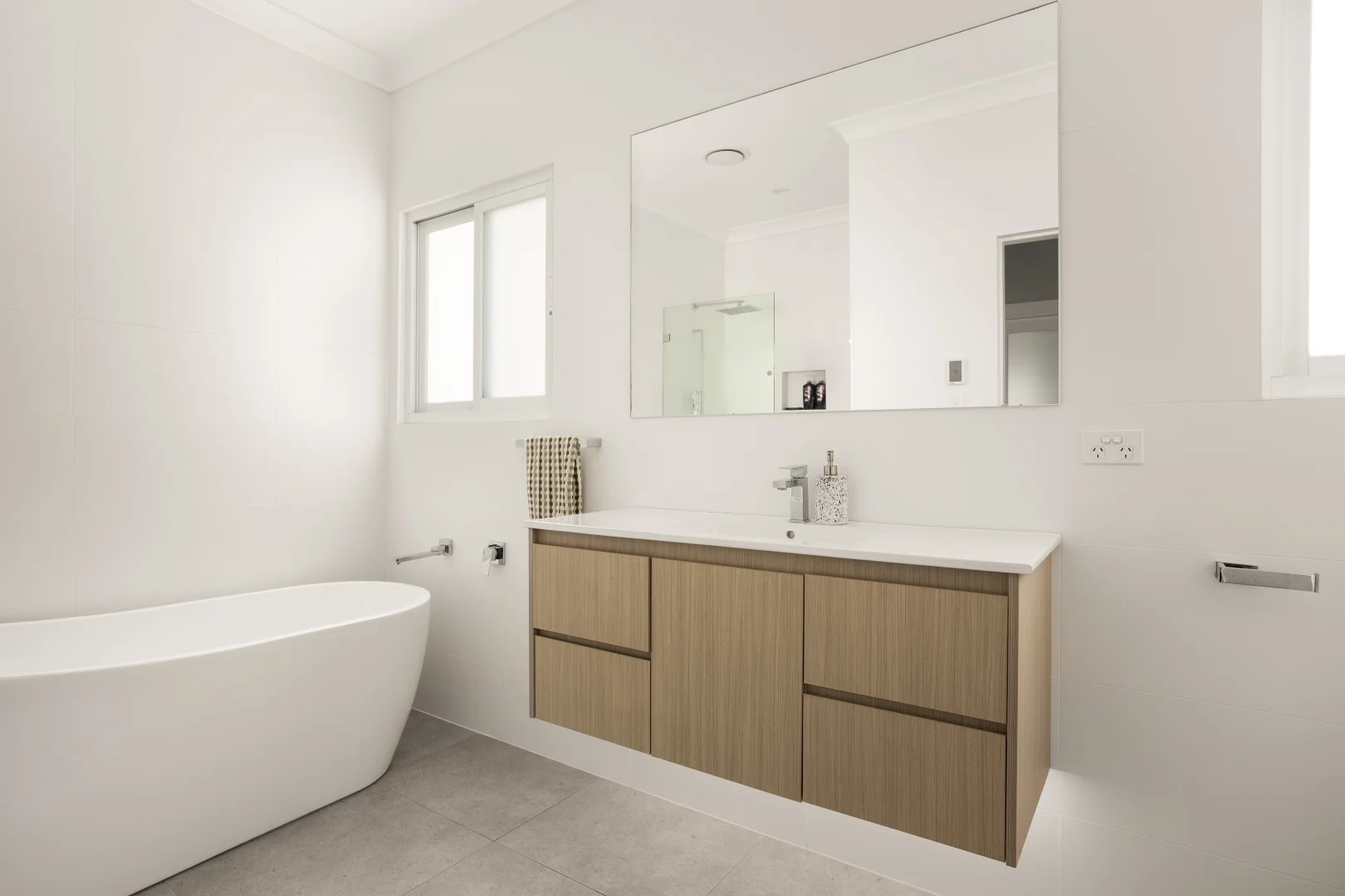 Additional image 11 of 126 Bellingara Road, Miranda NSW 2228
