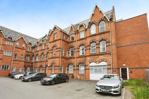 Grosvenor Gate, Leicester, Leicestershire LE5