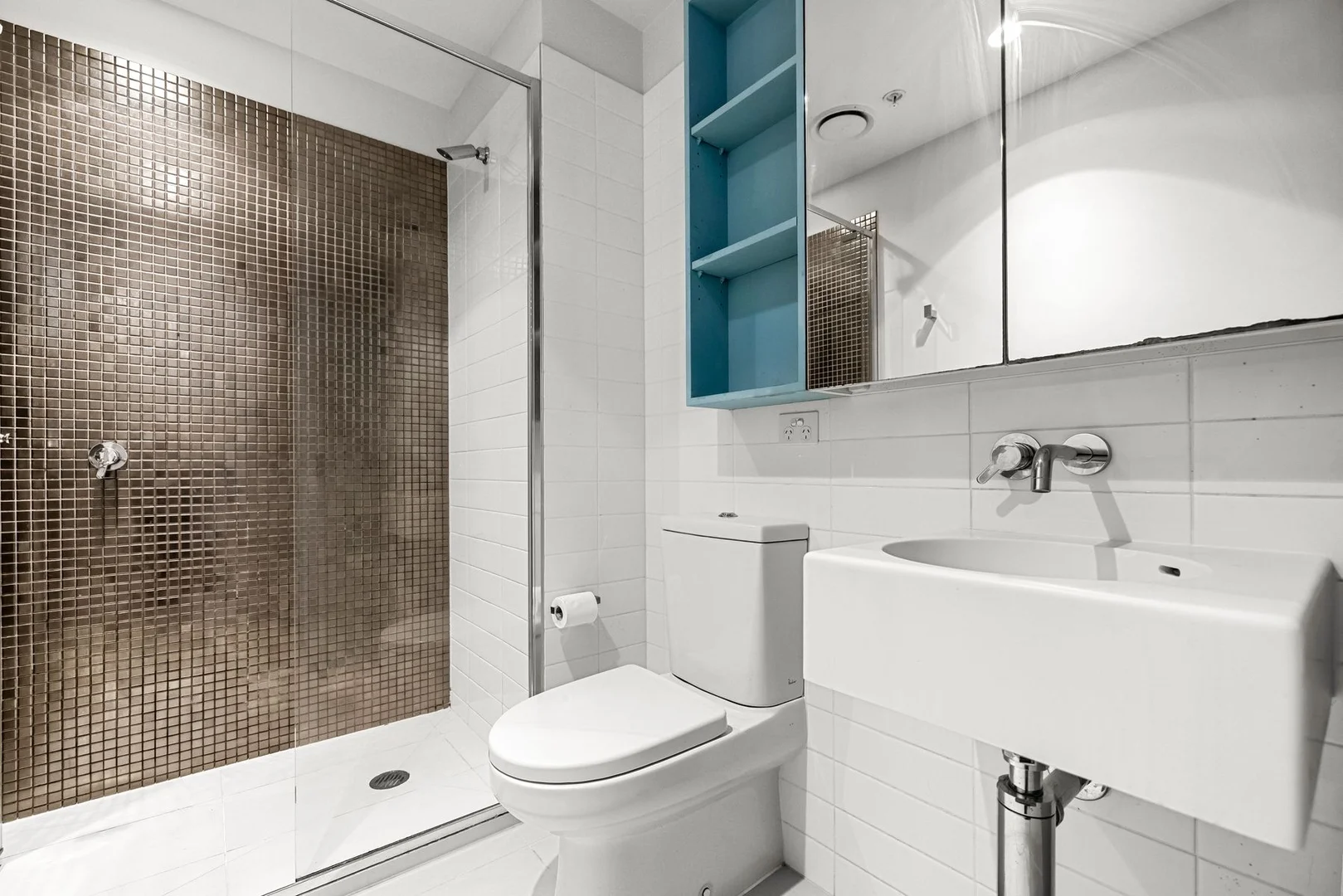 Additional image 4 of 2410/33 Mackenzie Street, Melbourne VIC 3000