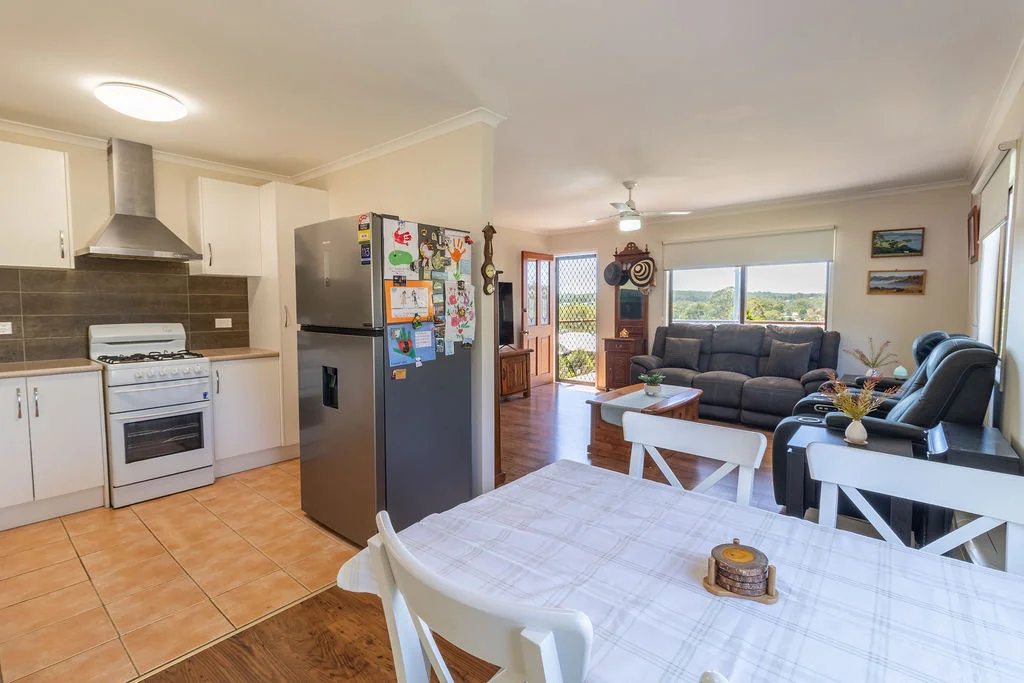 Additional image 3 of 30 Railway Terrace, Crows Nest QLD 4355