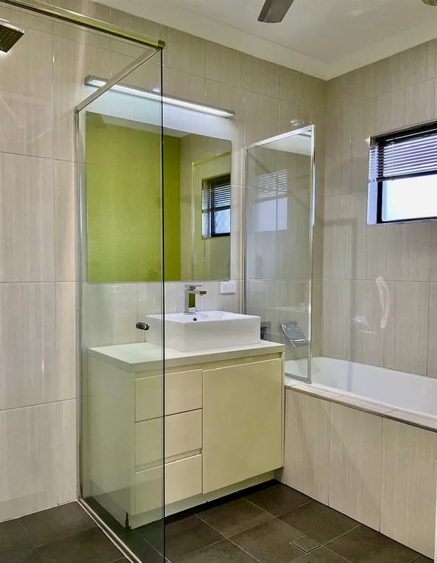 Additional image 13 of Zuccoli NT 0832