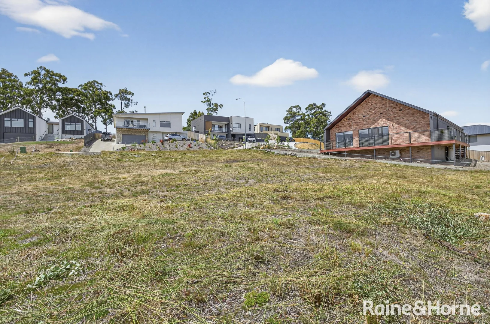 Additional image 11 of 4 Coop Court, Kingston TAS 7050