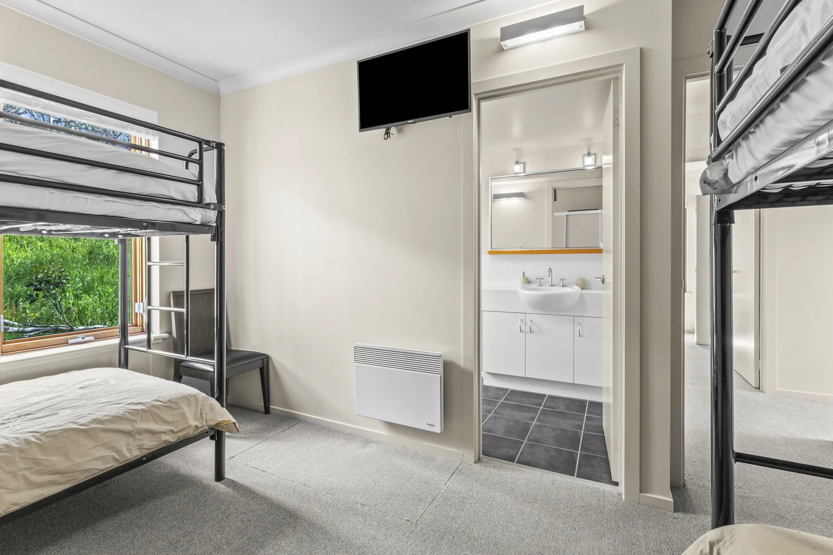 Additional image 13 of 5 Schnapps, Mount Hotham VIC 3741